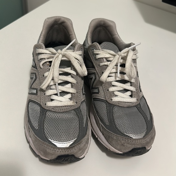 NEW BALANCE 990 V - GREY - SIZE 8 - Picture 2 of 5